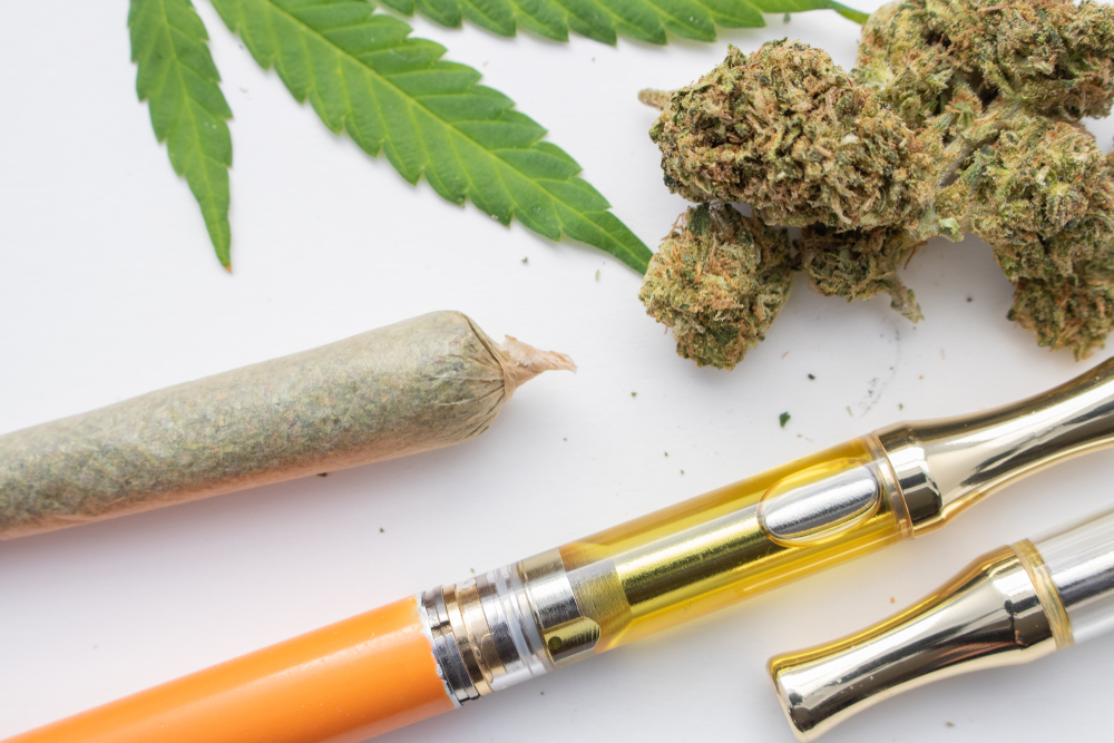 How do THC Cartridges Compare to CBD Cartridges in Terms of Wellness Benefits?